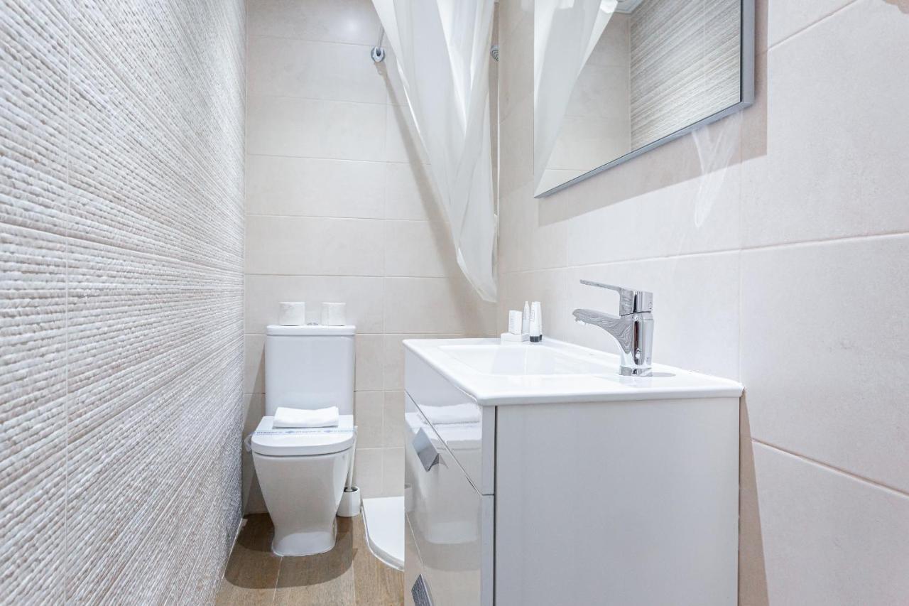 Aparteasy - Goya Ground Floor Studio มาดริด ภายนอก รูปภาพ
